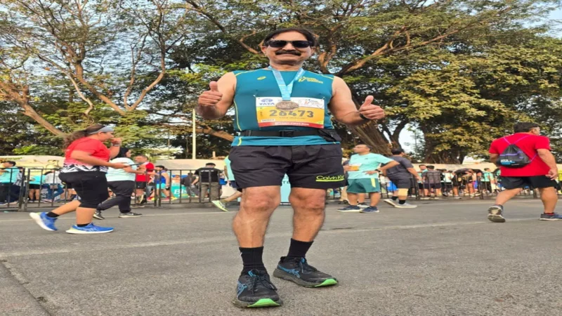 Chhattisgarh IAS News: उम्र 68 का, हौसला जवानों जैसा: छत्तीसगढ़ के रिटायर IAS ने 2.35 मिनट में पूरा किया हाफ मेराथन