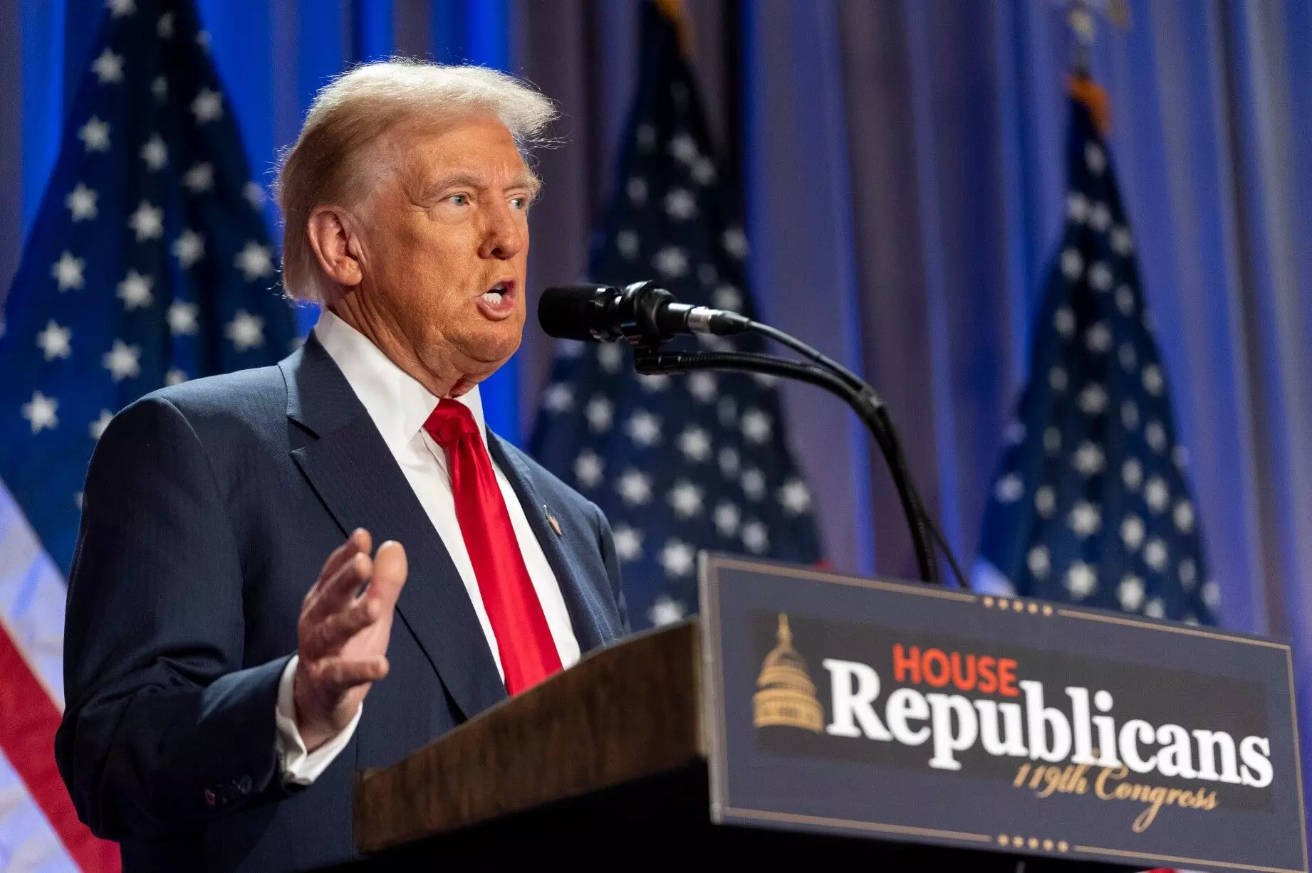 Donald Trump Immigration Law: अमेरिका से भारत लौटेंगे 18000 अवैध भारतीय, ट्रंप के आदेश के बाद आई तेजी