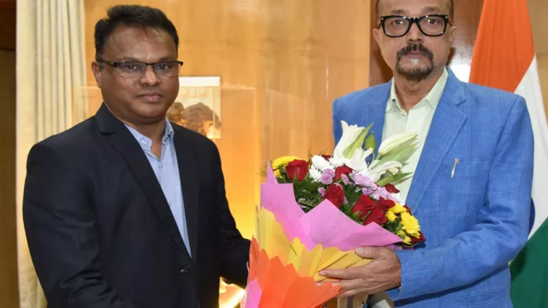 IAS CR Prasanna: राज्यपाल डेका से नव नियुक्त सचिव डॉ. प्रसन्ना ने की भेंट…