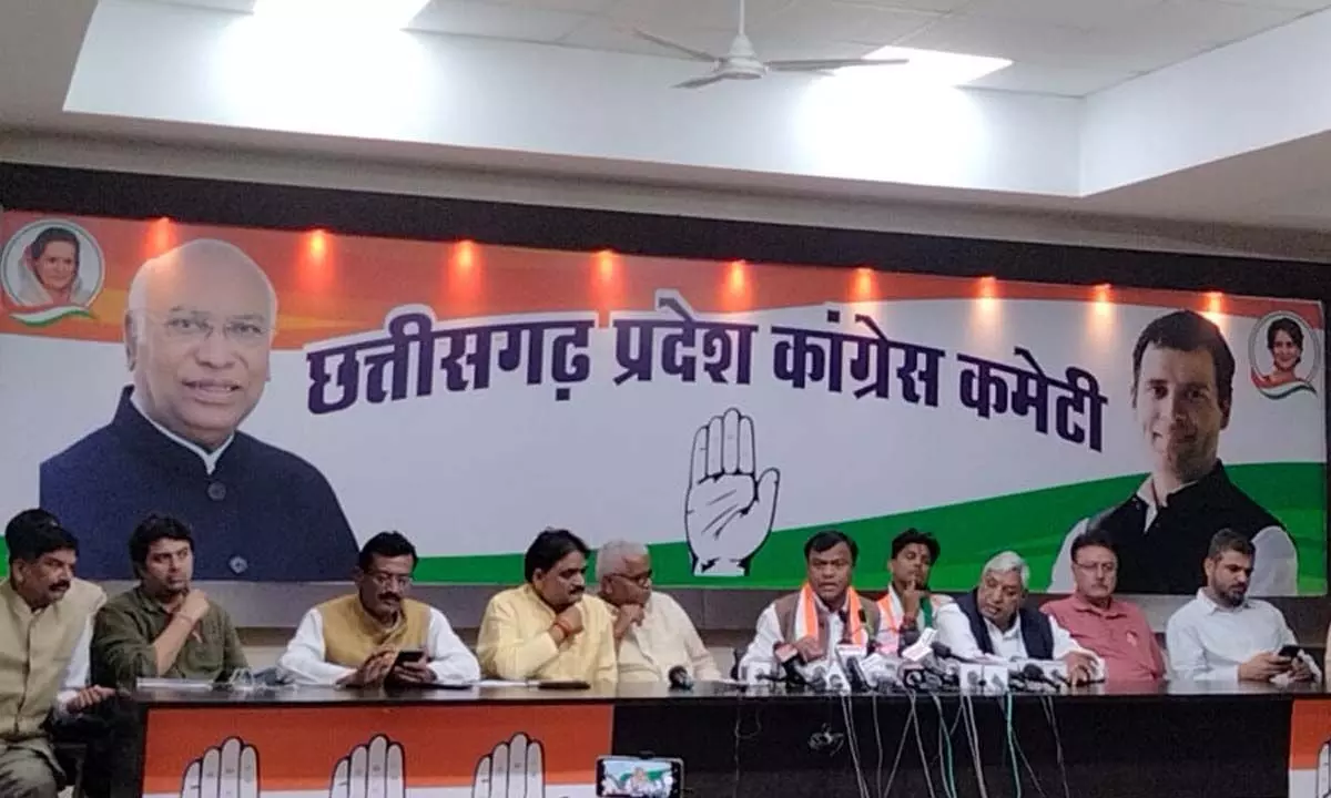 CG Election 2025: कलेक्टर का कॉल डिटेल करें सार्वजनिक: मेयर प्रत्याशी नामांकन रद्द होने से तिलमिलाई कांग्रेस ने लगाए गंभीर आरोप..