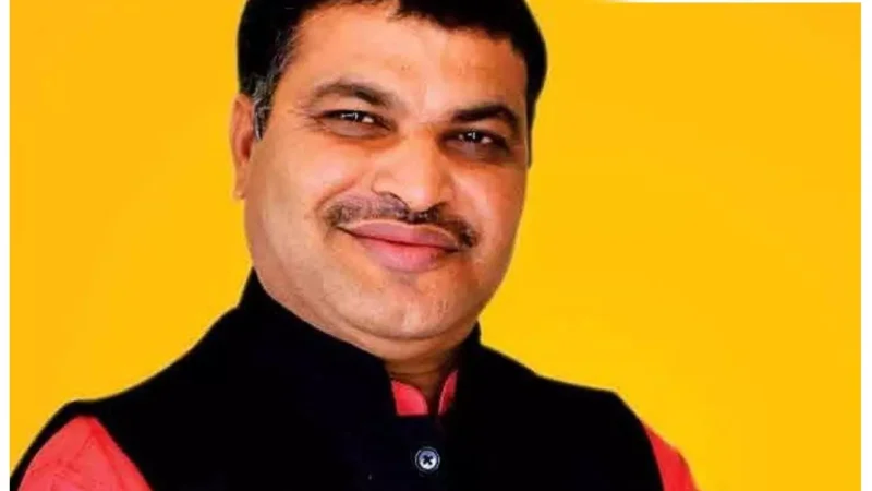 BJP Rajnandgaon Mayour Candidate Madhusudan Yadav Biography in Hindi: भाजपा राजनांदगांव महापौर प्रत्याशी मधुसूदन यादव का जीवन परिचय, जीवनी। जानिए कौन है राजनांदगांव नगर निगम से महापौर प्रत्याशी के तौर पर चुने गए मधुसूदन यादव…