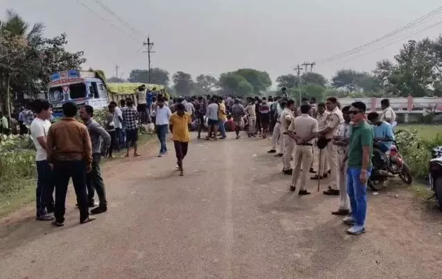 Balod Accident: दर्दनाक सड़क हादसा, 3 लोगों की मौत, 4 गंभीर रूप से घायल…दो बाइक आपस में टकराई