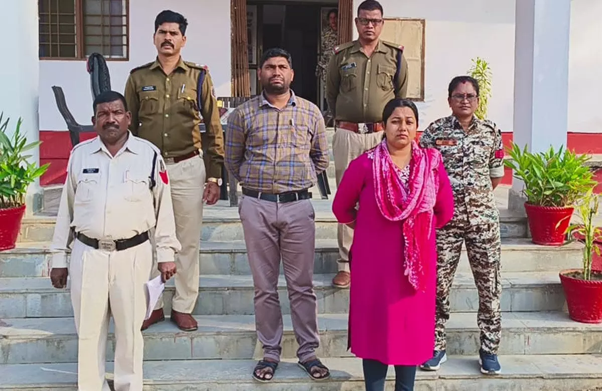 Chhattisgarh News: डीएमएफ घोटाले में बड़ी कार्रवाई, सिविल सर्जन, सहायक एकाउंटेट गिरफ्तार, 66.75 लाख की अनियमितता…