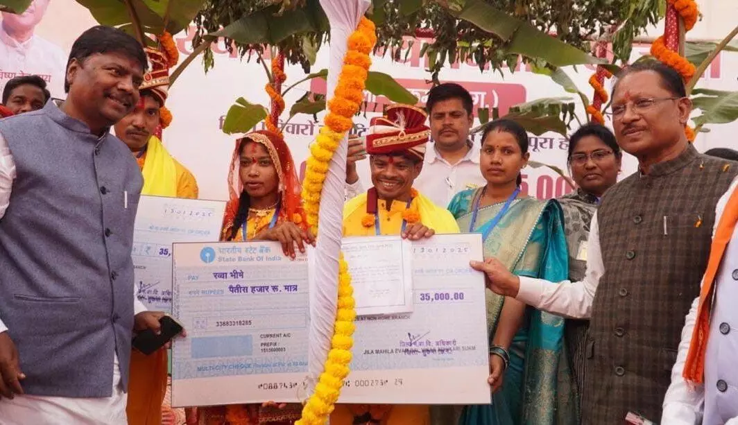 प्रेम और भरोसे से हारी हिंसाः बस्तर की जिन वादियों में कभी गूंजती थी बंदूकें, अब वहां गूंज रही शहनाई