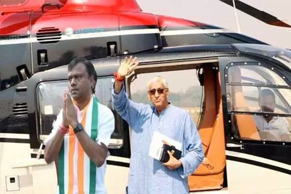 CG Election 2025: निकाय चुनाव में कांग्रेस नेताओं की हवाई उड़ान: हेलीकाप्टर से दौरा कर रहे पीसीसी चीफ और ये नेता