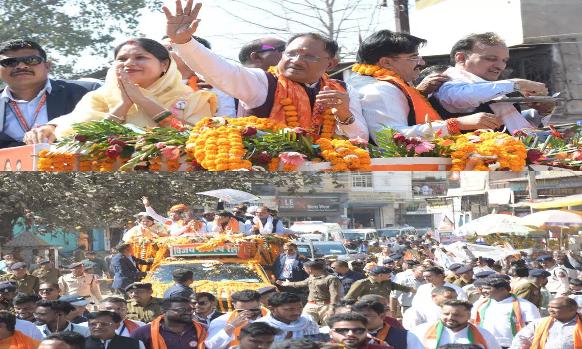मुख्यमंत्री विष्णु देव साय का धमतरी में विशाल रोड शो, जनता का मिला भरपूर समर्थन…