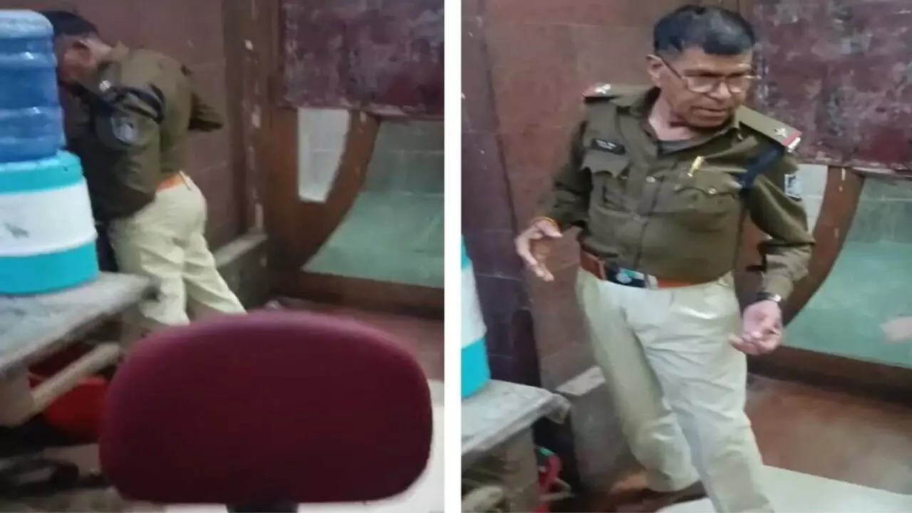 Gwalior ASI News: ASI ने रेलवे स्टेशन के टिकट कलेक्टर ऑफिस में किया शर्मनाक कृत्य, वीडियो वायरल