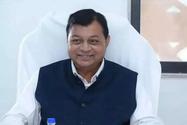 Korba Nagar Nigam: मंत्री को नोटिसः कोरबा के बागी सभापति को बधाई देना मंत्री लखनलाल देवांगन को महंगा पड़ा, BJP ने थमाई नोटिस, मांगा जवाब