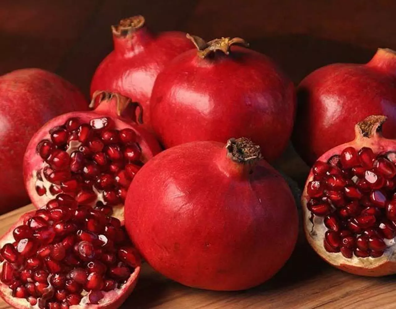 Health Benefits Of Pomegranate: अनार नहीं होने देगा बीमार, जानिए अच्छे स्वास्थ्य के लिए अनार के फायदे…