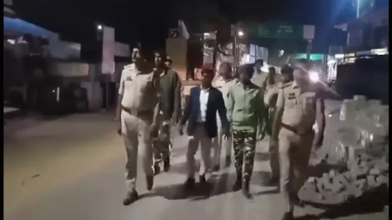 Balrampur News: मंत्री को चोट्टा, वेवकूफ बोलने वाले जनपद सदस्य को जुलूस निकाल भेजा गया जेल