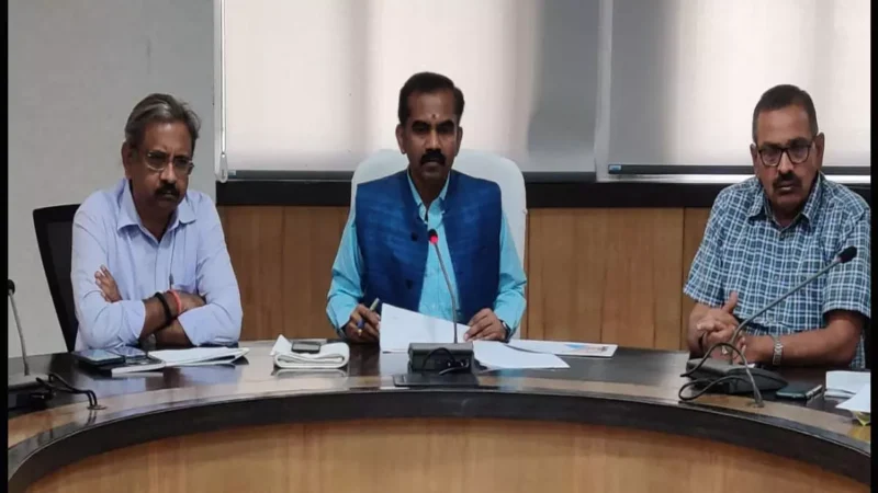 ई-रिक्शा एवं ऑटो के कारण उत्पन्न यातायात समस्याओं एवं उनके समाधान पर परिवहन सचिव ने ली वर्चुअल बैठक