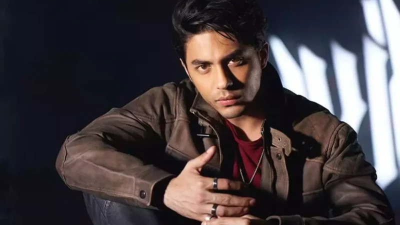 Aryan Khan Net Worth: इतनी संपत्ति के मालिक है शाहरुख के बेटे आर्यन खान, जानकर हो जायेंगे हैरान!