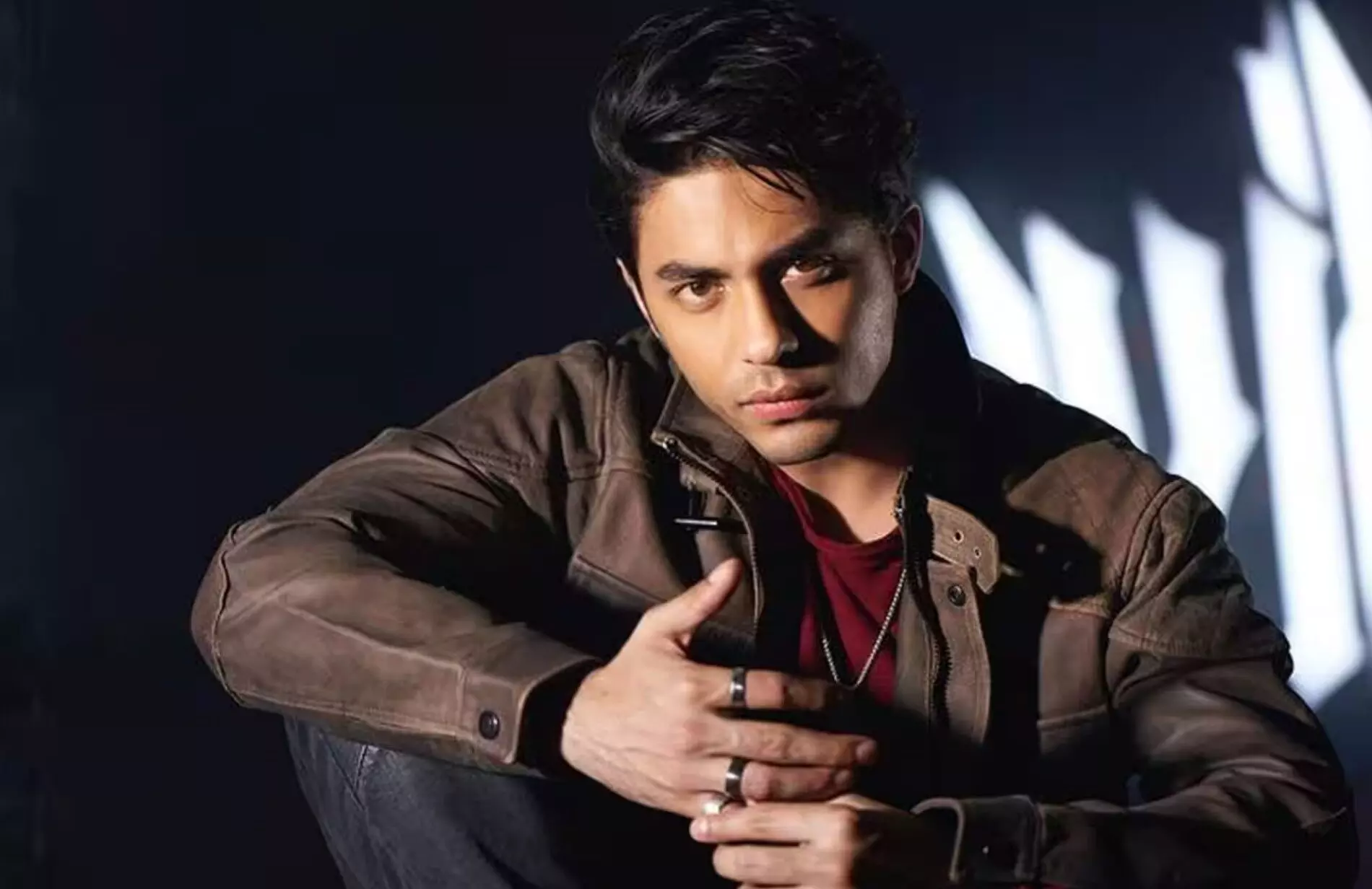 Aryan Khan Net Worth: इतनी संपत्ति के मालिक है शाहरुख के बेटे आर्यन खान, जानकर हो जायेंगे हैरान!