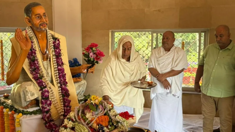 Jashpur Aghor peeth: अघोरान्ना परो मंत्र… के जाप के साथ अघोरेश्वर भगवान राम समाधि स्थल की स्थापना दिवस उत्सव प्रारंभ