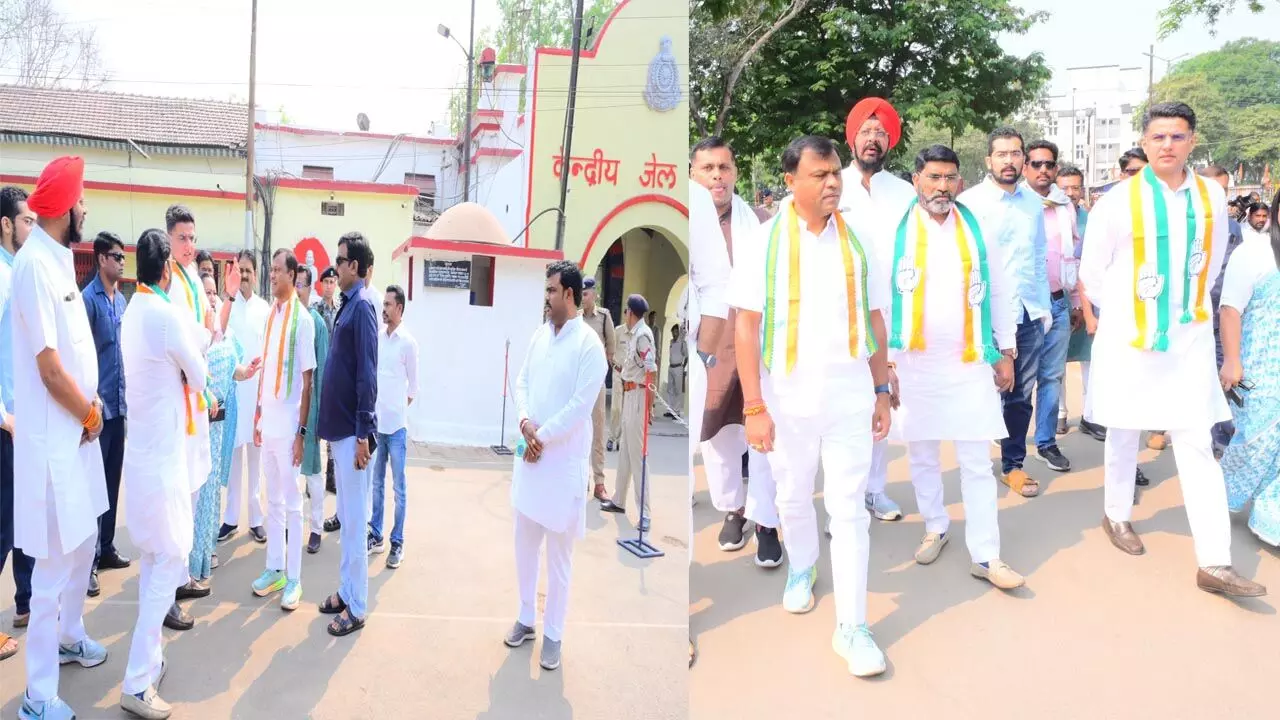 Sachin Pilot and Kawasi: प्रदेश कांग्रेस प्रभारी सचिन पायलट पहुंचे जेल, पूर्व मंत्री कवासी लखमा से की मुलाकात…