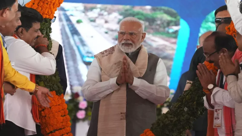 प्रधानमंत्री नरेंद्र मोदी से मिली छत्तीसगढ़ को 33 हजार 700 करोड़ रुपए की विकास परियोजनाओं की सौगात, मुख्यमंत्री ने जताया आभार