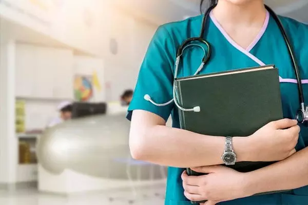 CG Nursing Entrance Exam: नर्सिंग प्रवेश परीक्षाओं के लिए ऑनलाइन आवेदन शुरू, अंतिम तारीख 25 अप्रैल, जल्दी करें…