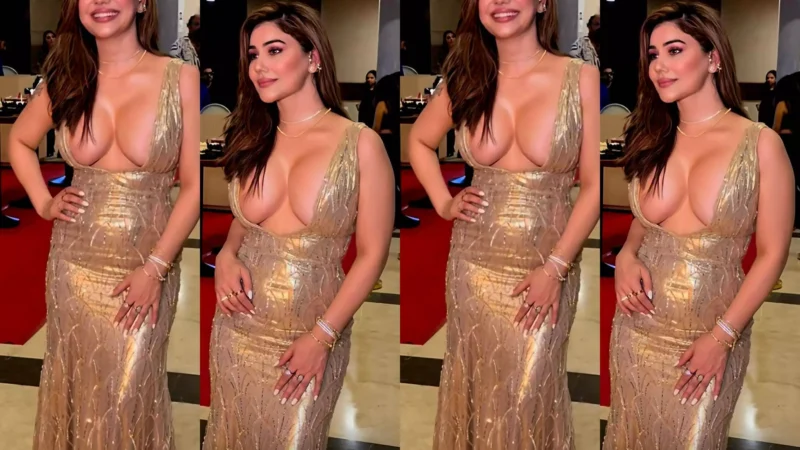 KanganaSharmaBoldLook: कंगना शर्मा की बोल्ड ड्रेस ने मचाया बवाल, 42वें जन्मदिन पर हॉट में आईं नजर, ट्रोलर्स ने लगाई फटकार!